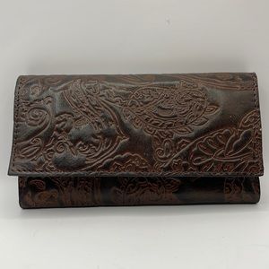 Patricia Nash Brown tooled let her wallet. New from a smoke free home.